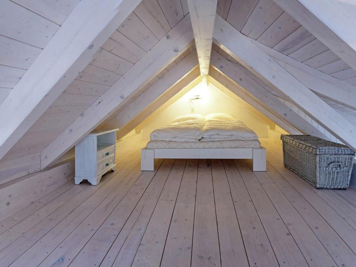 Home With Lots Of Light And A Great View Thale Exterior photo